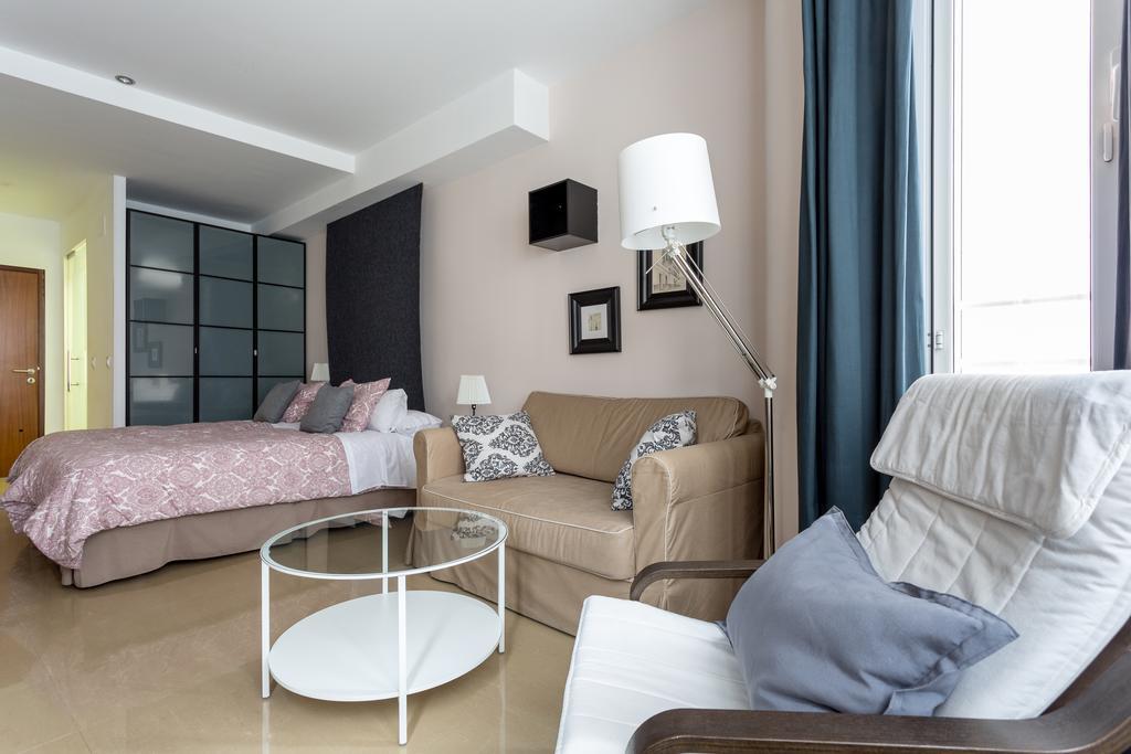 סביליה Apartamentos Edificio Constitucion מראה חיצוני תמונה